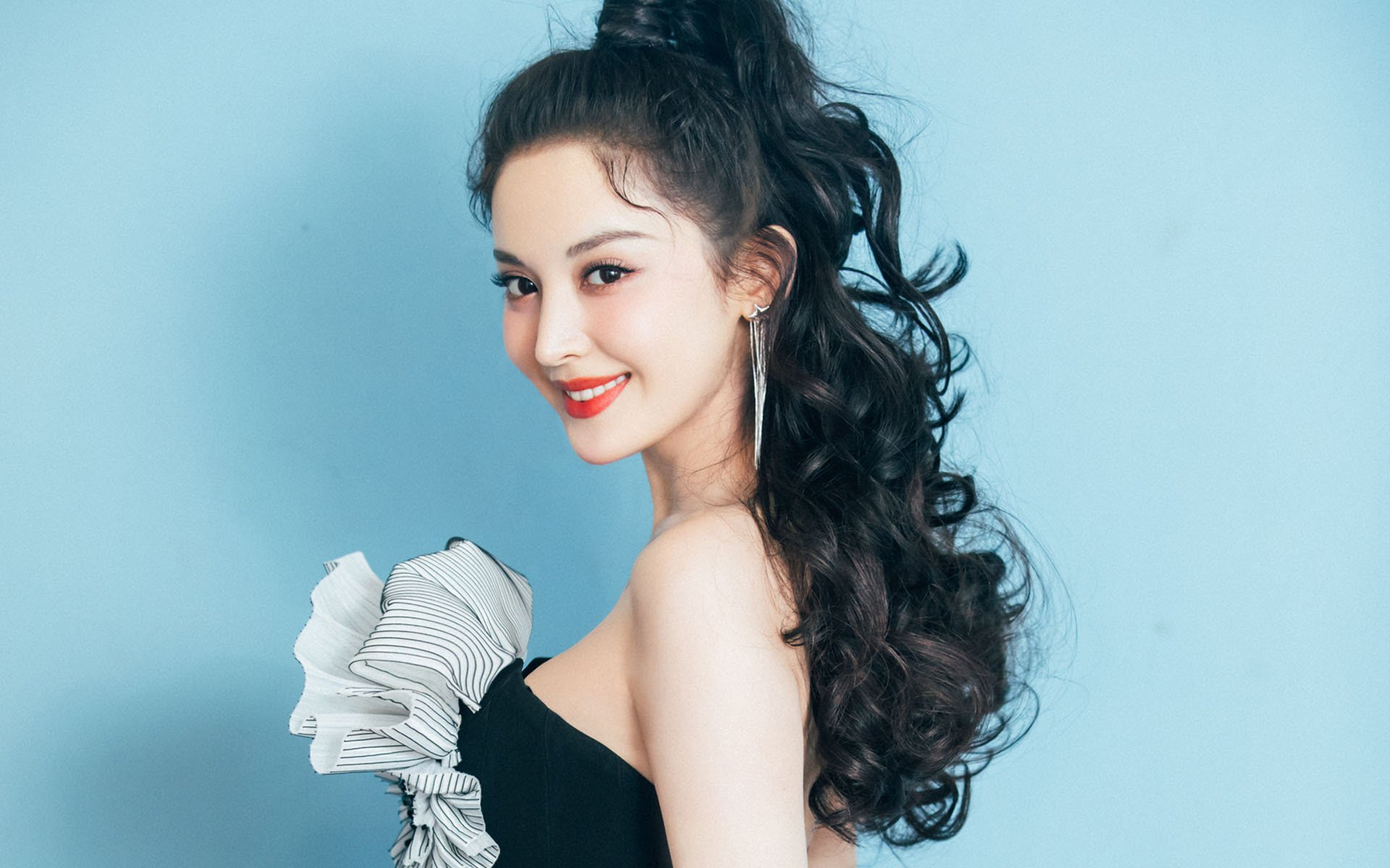 kaiyun.com-森林狼队失利后调整阵容，迎战强敌备战，森林狼队阵容名单最新