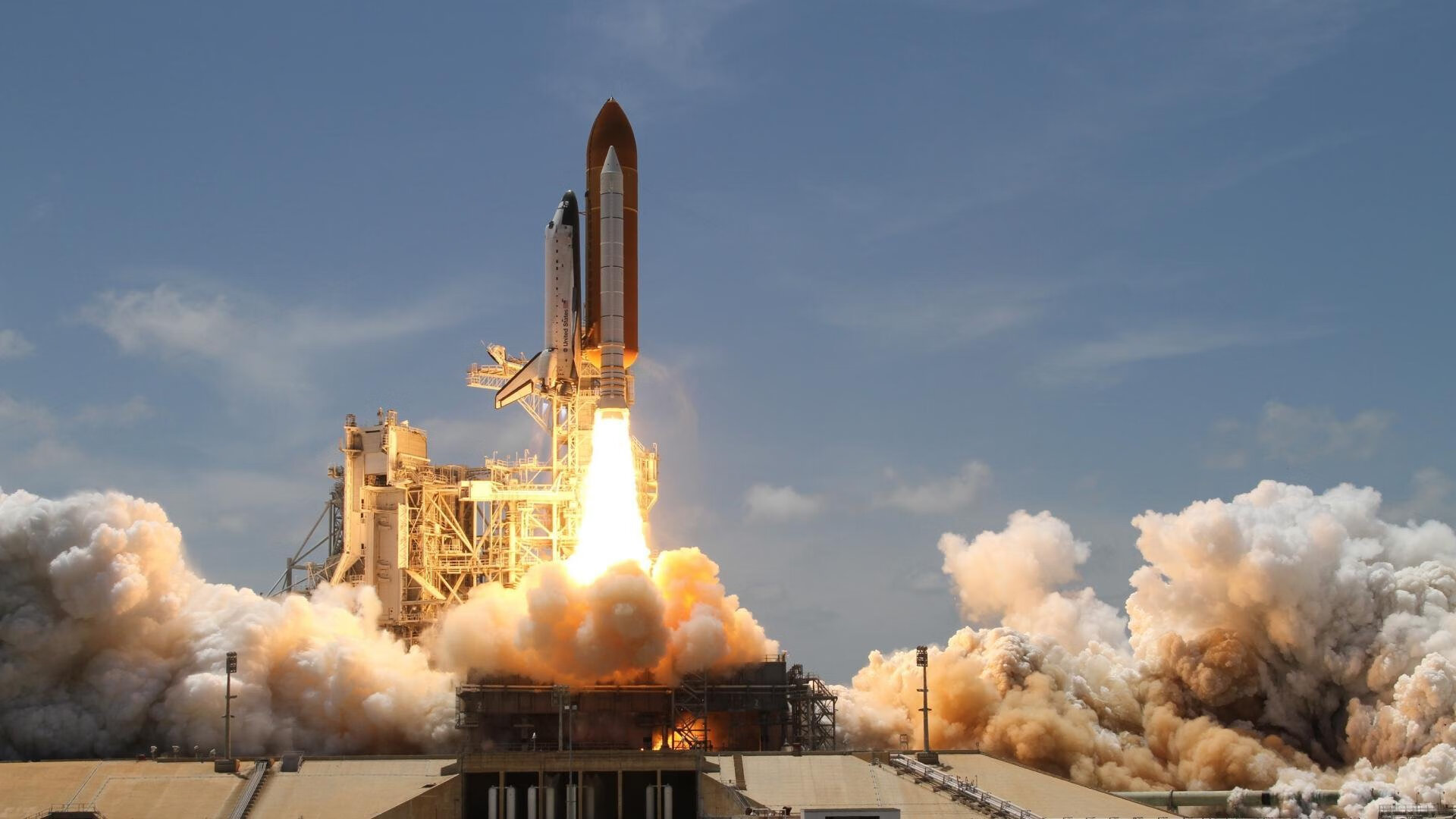 开云平台-球迷狂热加油声不断，球队士气高涨，球迷加油图片