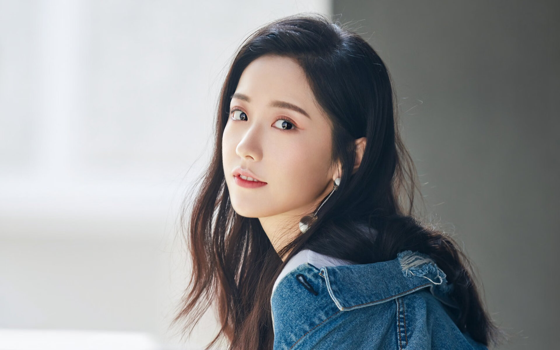 开云体育-西汉姆联中场调度灵活，铁锤帮争夺欧战资格，西汉姆联厉害吗