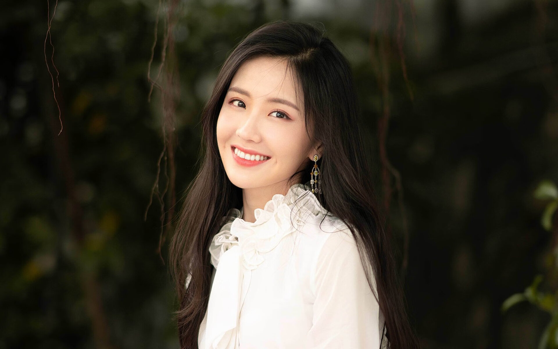 开云体育官网-里昂球员意外伤愈，或将增强球队实力，里昂球队图片