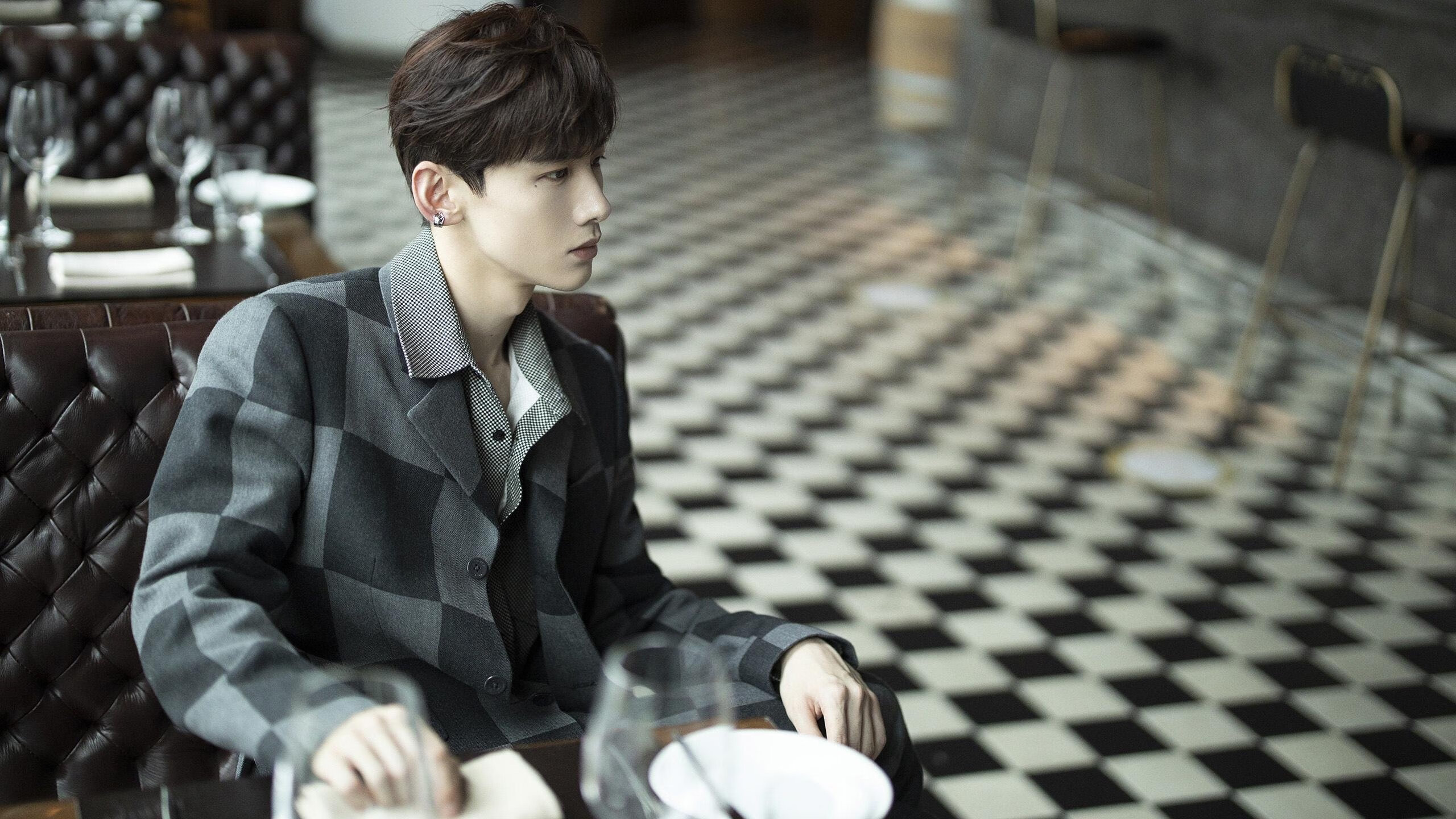 弗兰:他出色的防守能力让全黑队在面对强敌时能够稳扎稳打,弗兰实力